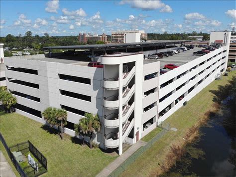 VA Gainesville Freedom Parking Structure - Innovative Engineering ...