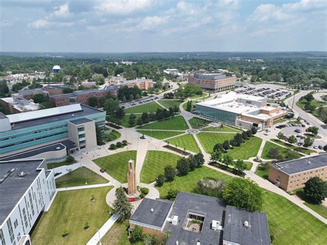 A Michigan county wanted Charlie Kirk’s statue at Ferris State. The ...