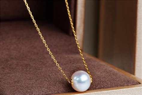 日式轻奢 纯银925电镀K金 白贝壳 珍珠镶钻水晶吊坠项链锁骨链-阿里巴巴