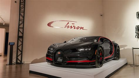 Download wallpaper bugatti, black, chiron, stend, section bugatti in ...