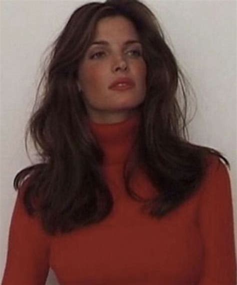 90s hairstyle blowout
