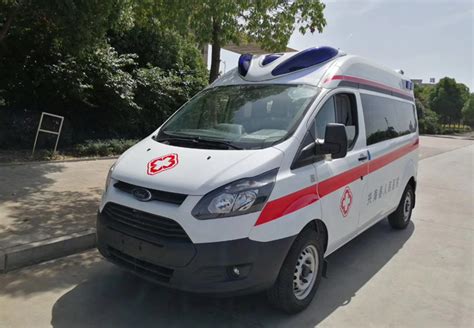 青海南藏州兴海县人民医院订购江铃福特v362监护救护车
