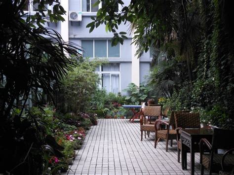 CHENGDU LAZY BONES BACKPACKERS BOUTIQUE HOSTEL - Hostel Reviews ...