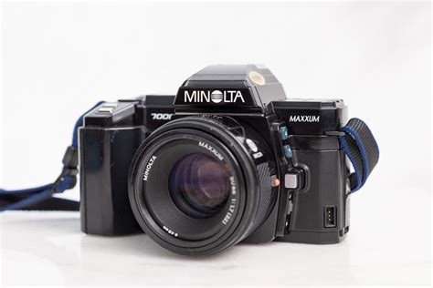 Minolta Maxxum 7000 35mm Film SLR Camera with Minolta Maxxum 50mm F/1.7 Fast Prime Lens — F Stop ...