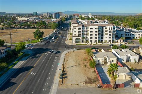 3071 Market St, Riverside, CA 92501 | LoopNet