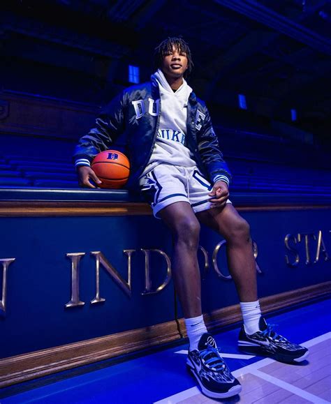 Duke strengthens 2025 recruiting class with five-star Shelton Henderson ...