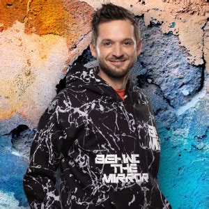 Weekend FUN cu Maican - playlist by Kiss FM Romania | Spotify