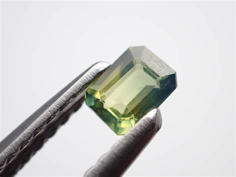 サファイア ルース オーストラリア P14-8664 | MineralQuest