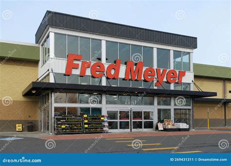 Fred Meyer Superstore Exterior Editorial Photo | CartoonDealer.com ...