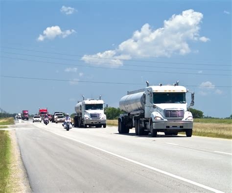 Truck Firms Accelerate into the Merging Lane | Newsmax.com