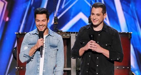 Ilusionistas brasileiros impressionam jurados do America´s Got Talent