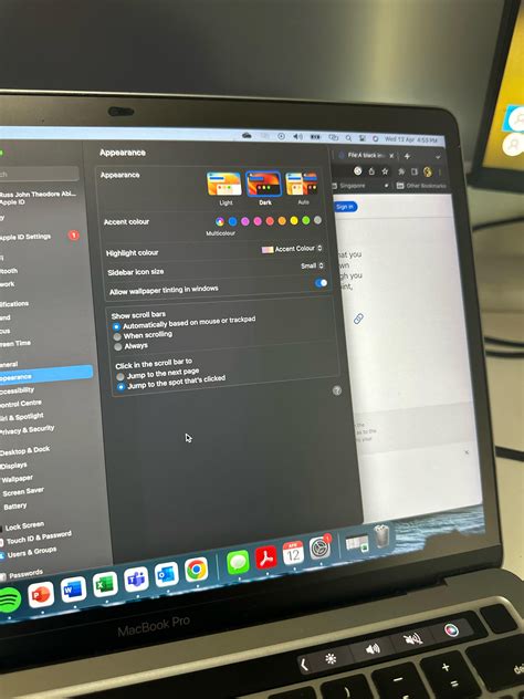 MacBook Pro 2020 13" Dark Horizontal Line on Screen : r/macbookpro