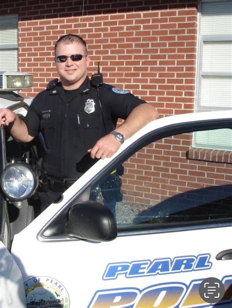 Nick McLendon named new Pearl police chief