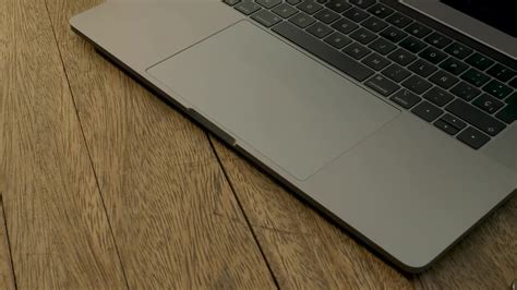 Laptop On Lap 的图像结果