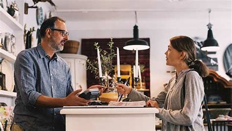 Retail Solutions - Retail Cloud | Oracle India