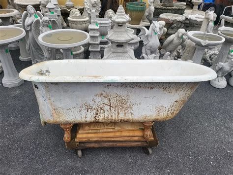 Antique Claw Foot Tub - Long Valley Traders
