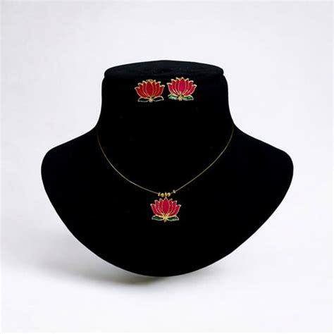 Invisible Necklace – Jewel Palace