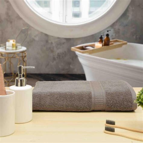 Trio 100% Cotton Bath Towel (71x147 CM), 550 GSM – Rangoli