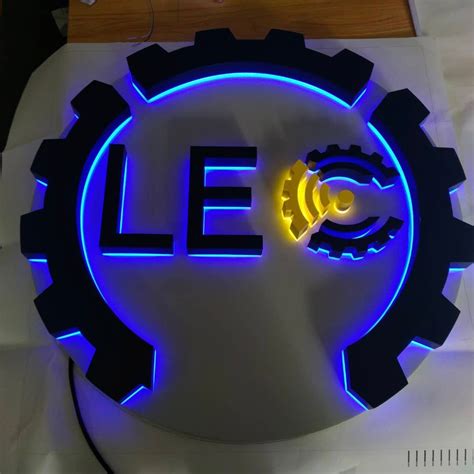 Storefront Signs 的图像结果