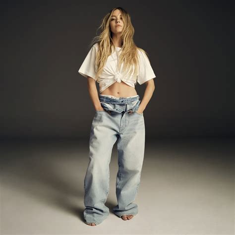 Ella es Michelle Sky Hayward, la mujer que nadó entre burbujas marinas ...