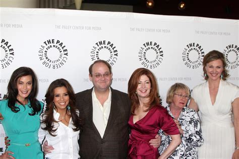 Teri Hatcher, Eva Longoria, Marc Cherry, Dana Delany, Kathyn Joo 38207919 Stock Photo at Vecteezy