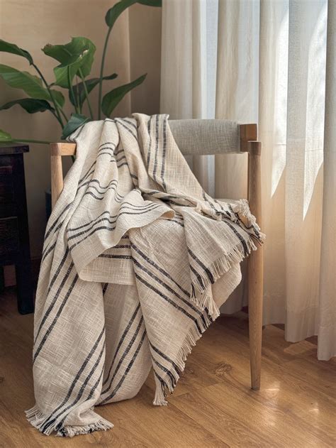 BRIDGER THROW – ALTROVE
