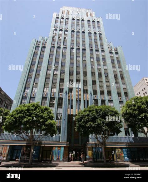 Eastern columbia building penthouse hi-res stock photography and images ...