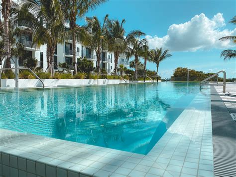 Adela at MiMo Bay | Savino Miller Design Studio