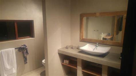 KAYA IMBABALA BUSH CAMP (Kampersrus) - Guesthouse Reviews & Photos ...