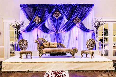 Unique Wedding Ideas | Wedding Stage Decor