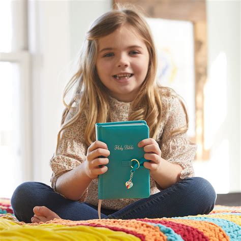 CHRISTIAN STORE INDIA