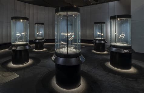 5 Haute Spots to Sip Perfect Martinis in SF