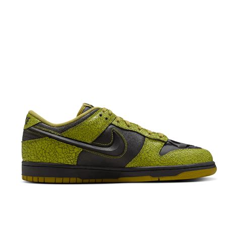 Dunk Low 'Halloween' 'Black and Green Curry' (HV6103-300) release date ...
