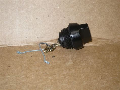 Stihl Fuel Cap Not Fitting 的图像结果