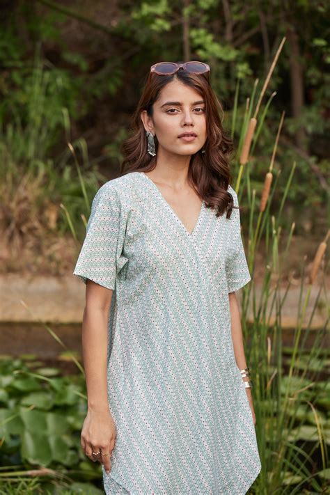 White Sanganeri Print Handkerchief Dress for Women – Vishnu