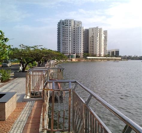 QUEEN'S WALKWAY (2025) All You Need to Know BEFORE You Go (with Photos ...