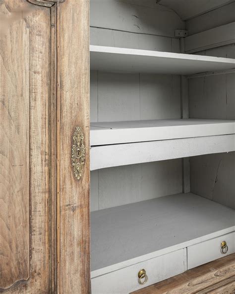 1800s Dutch Antique Wooden Cabinet at 1stDibs | antique wooden cabinets