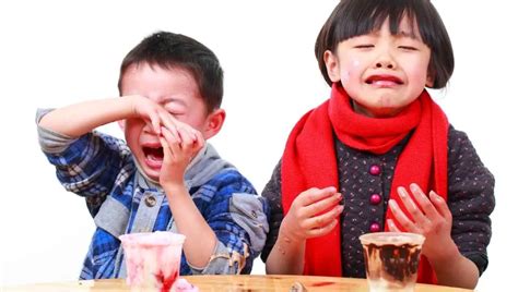 Hello Neighbor Crying 的图像结果