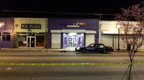 Police responding after person shot near Atlanta's West End Mall ...