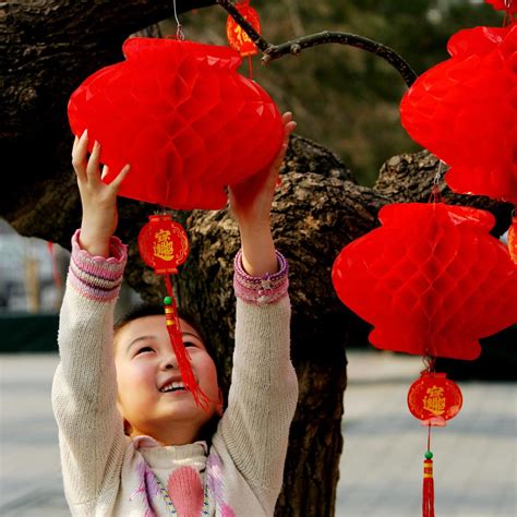 How to Celebrate Lunar New Year | TLC.com