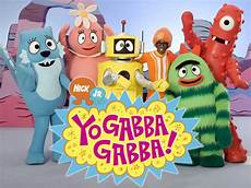 go gabba gabba the pancake pancake for the awful artist go gabba gabba the pancake pancake for the awful artist