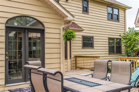 Vinyl Siding Baltimore MD | Universal Windows Direct