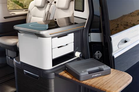 Volkswagen Debuts T7 California Plug-In Hybrid Camper Van Concept With Pop-Up Roof - autoevolution