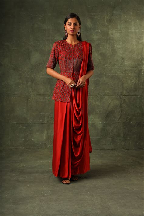 Red ajrakh gown saree – AJILIYAA