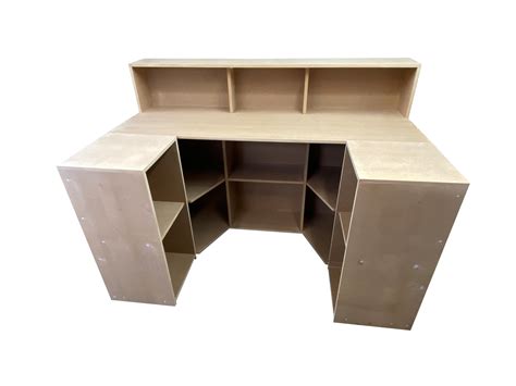 Compact Desk 的图像结果