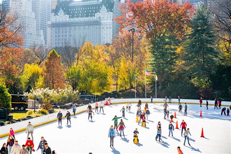 10 EPIC Ice Skating Rinks in New York City (Local's Guide)