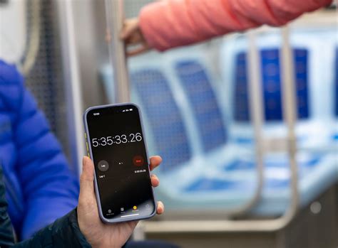 Boy attempts Guinness record for reaching Chicago 'L' stations