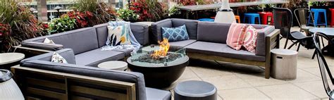 About Raised, An Urban Rooftop Bar