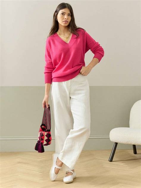 Brora Gauzy V-Neck Pure Cashmere Jumper, Geranium