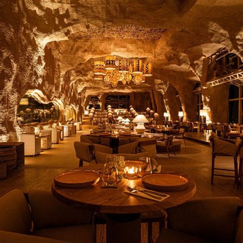 Looking At Mumbai's Most Aesthetic Restaurants